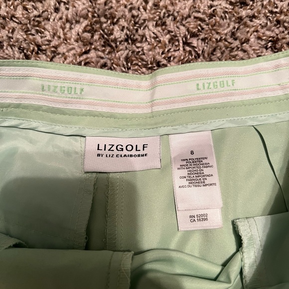 Liz Claiborne Green Golf Shorts 8 - Picture 3 of 5